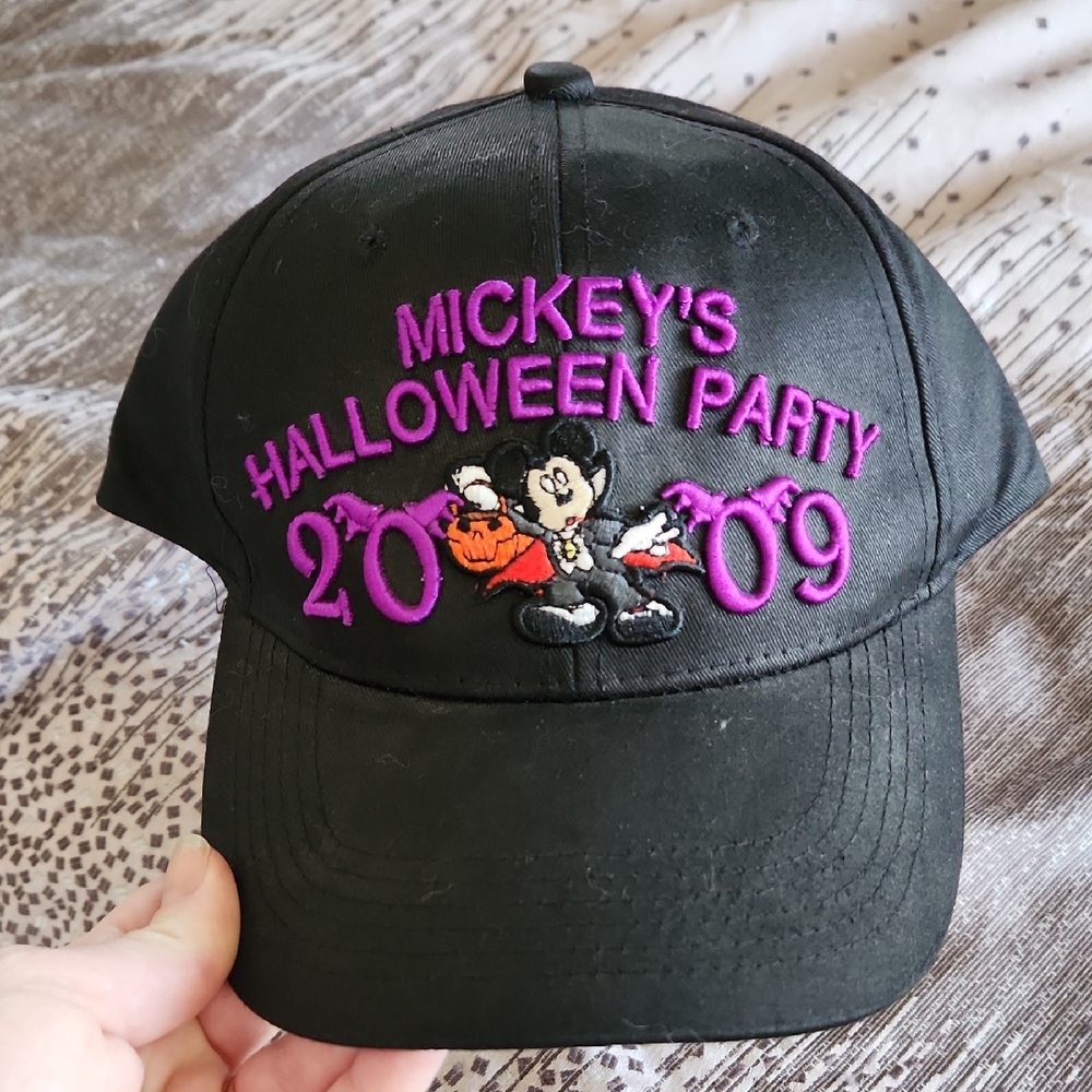 Mickey's Halloween Party Baseball Cap